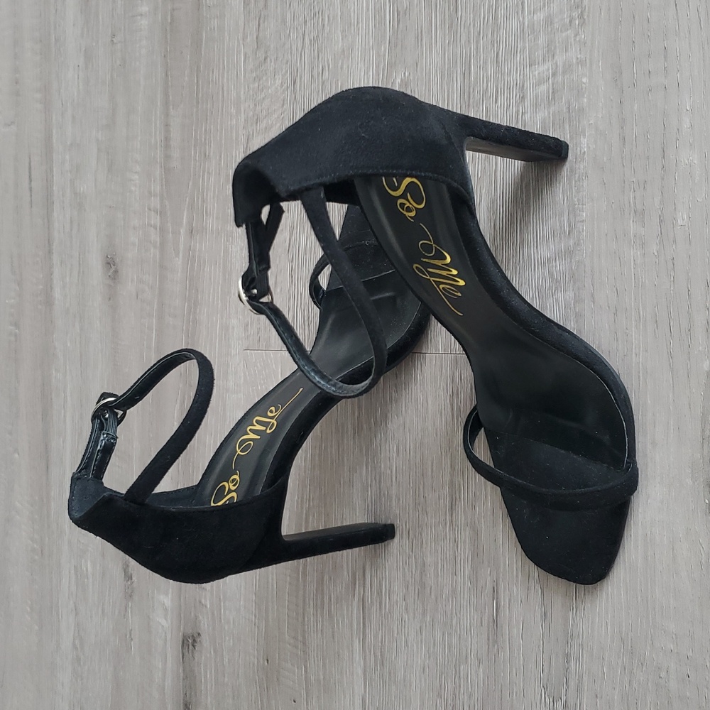 So Me Helena Elegant Black Suede Heels Size 7
